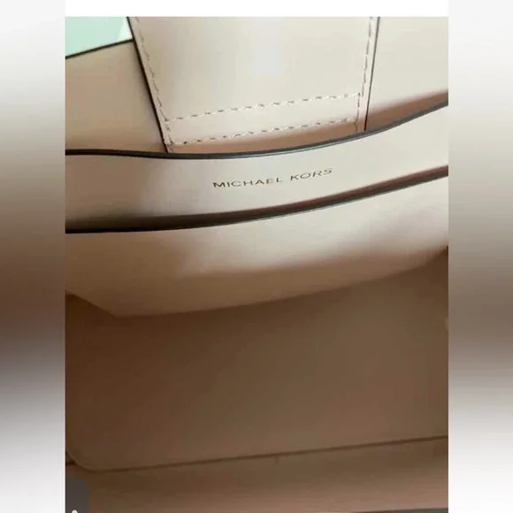 Michael Kors $558 EUC Blush Pink Manhattan Studded Shopper Tote bag EUC - Picture 7 of 8